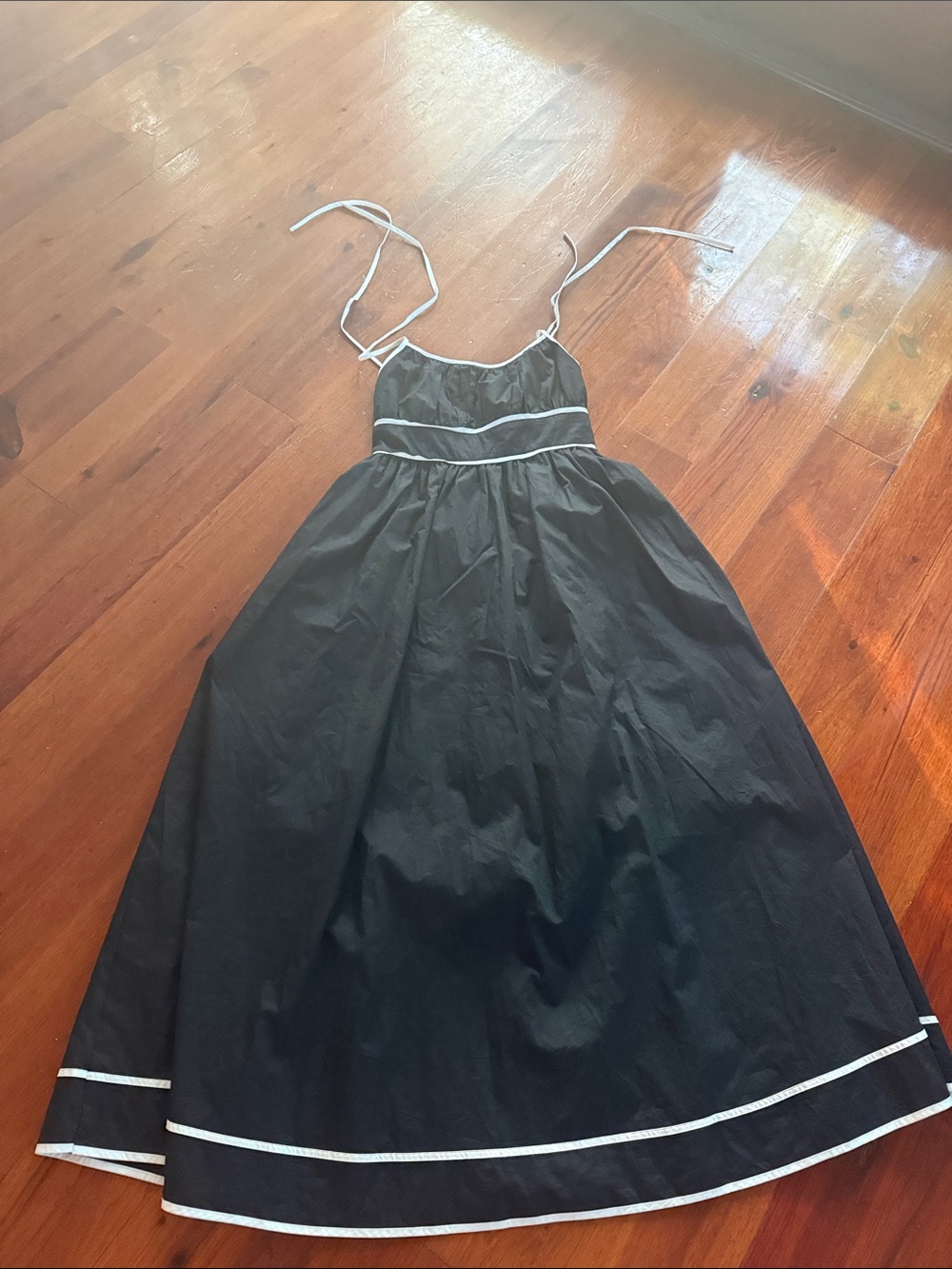 Pinch Black Maxi Dress with White Trim Size Small